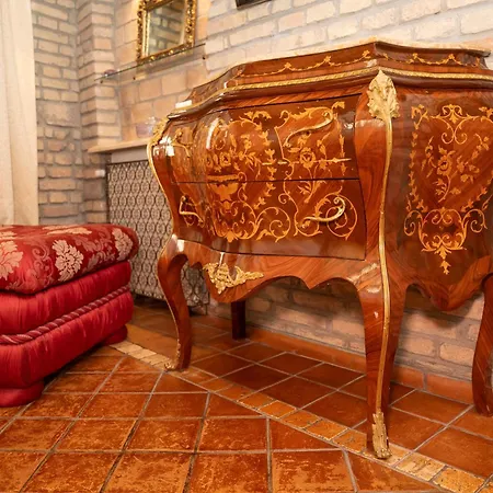 New!!! Dimora Trevi Boutique Luxury Flat *