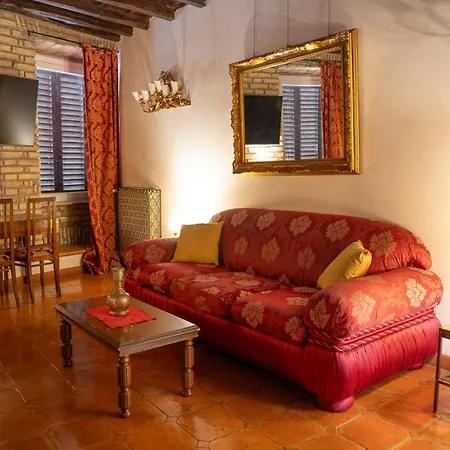 New!!! Dimora Trevi Boutique Luxury Flat *